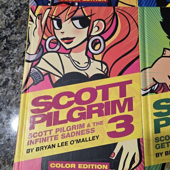 Scott Pilgrim Color Hardcover Set Volumes 1-4 – Bryan Lee O’Malley – Oni Press - Picture 4 of 15